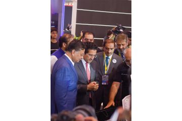 Minister Visit at Stalls